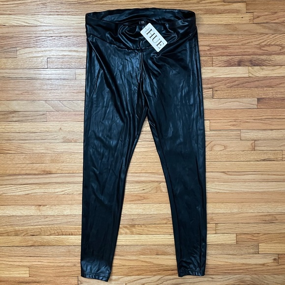 HUE Black Body Gloss Leggings - Picture 7 of 12